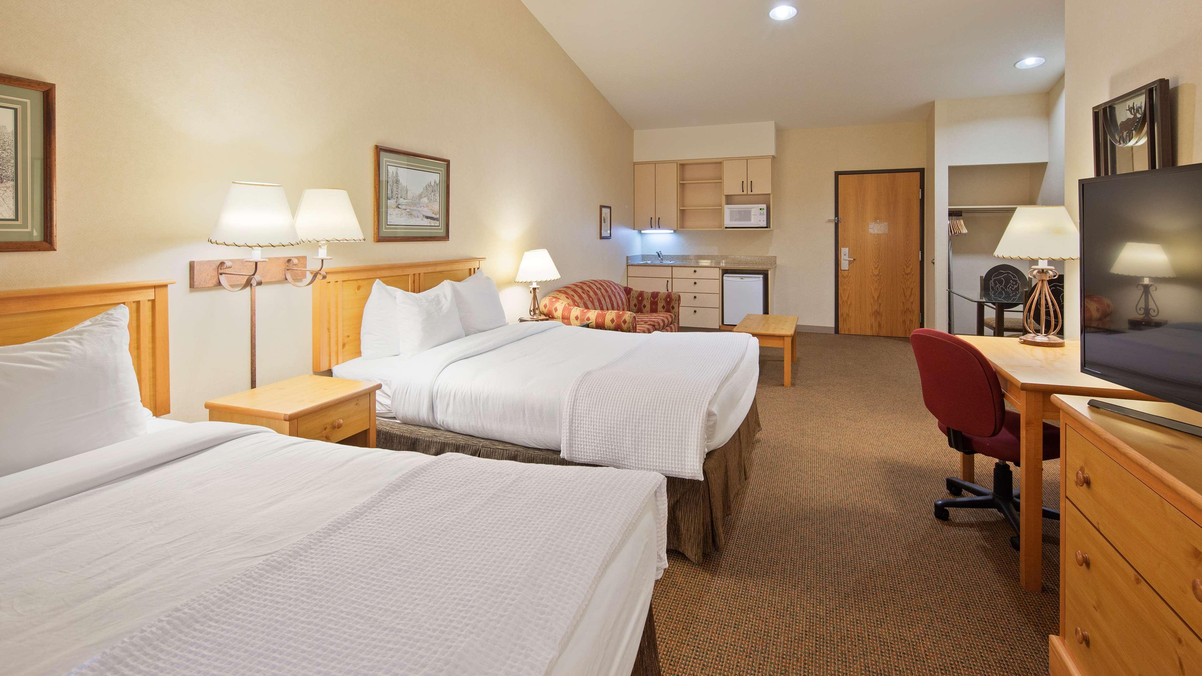 Best Western Golden Spike Inn & Suites Hill City Exterior photo