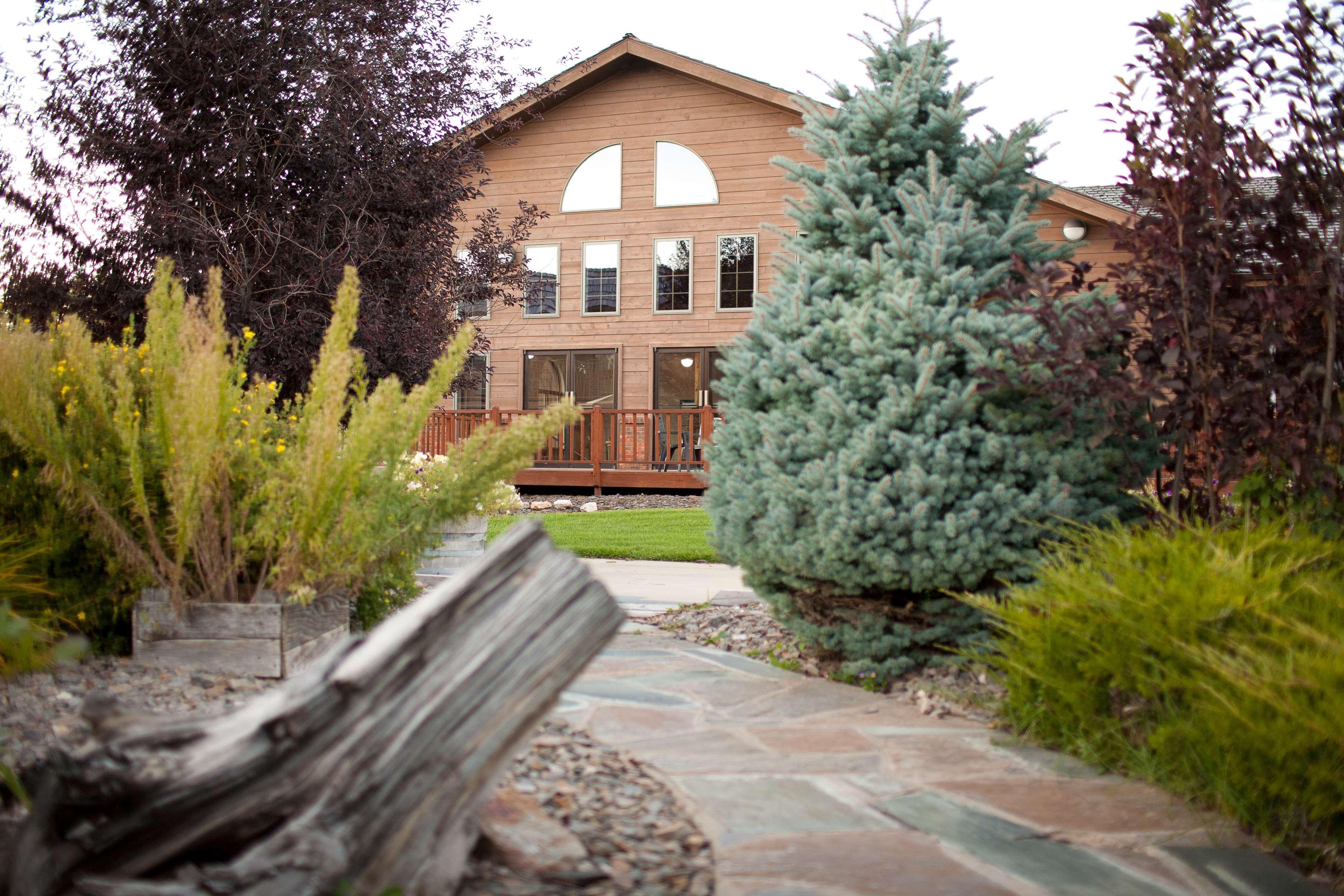 Best Western Golden Spike Inn & Suites Hill City Exterior photo