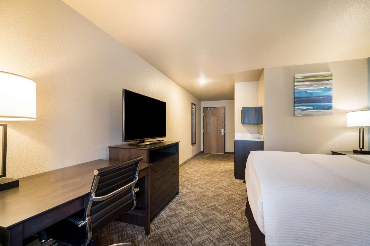 Best Western Golden Spike Inn & Suites Hill City Exterior photo